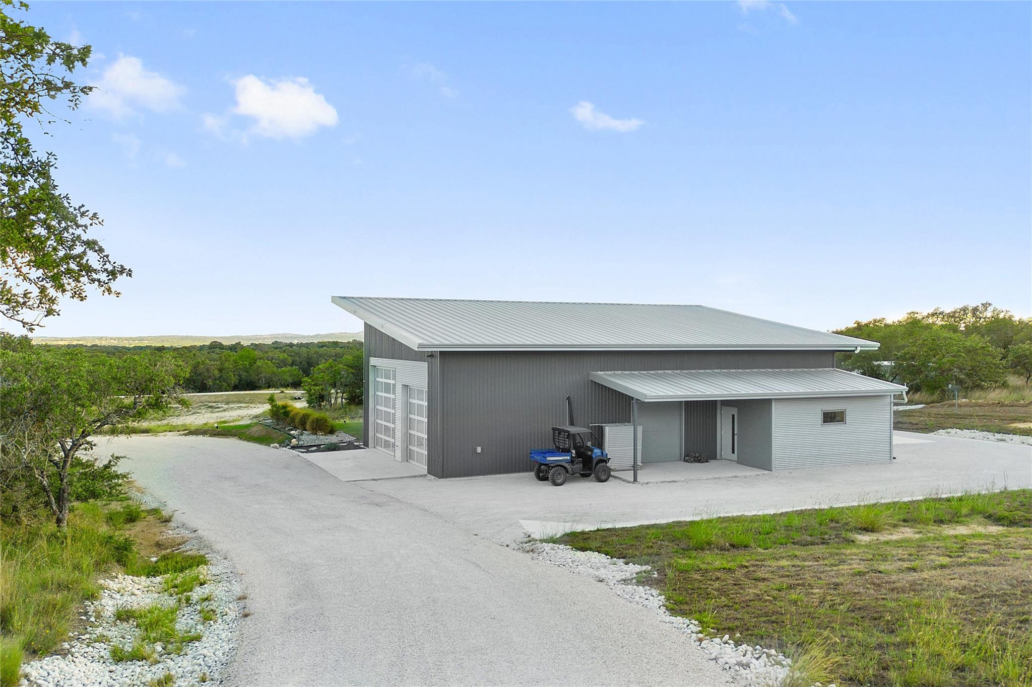 370 Gray Wolf Blanco TX 78606