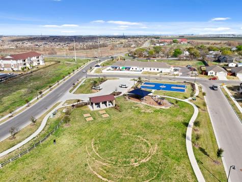 321 Durango Downs Drive Hutto TX 78634