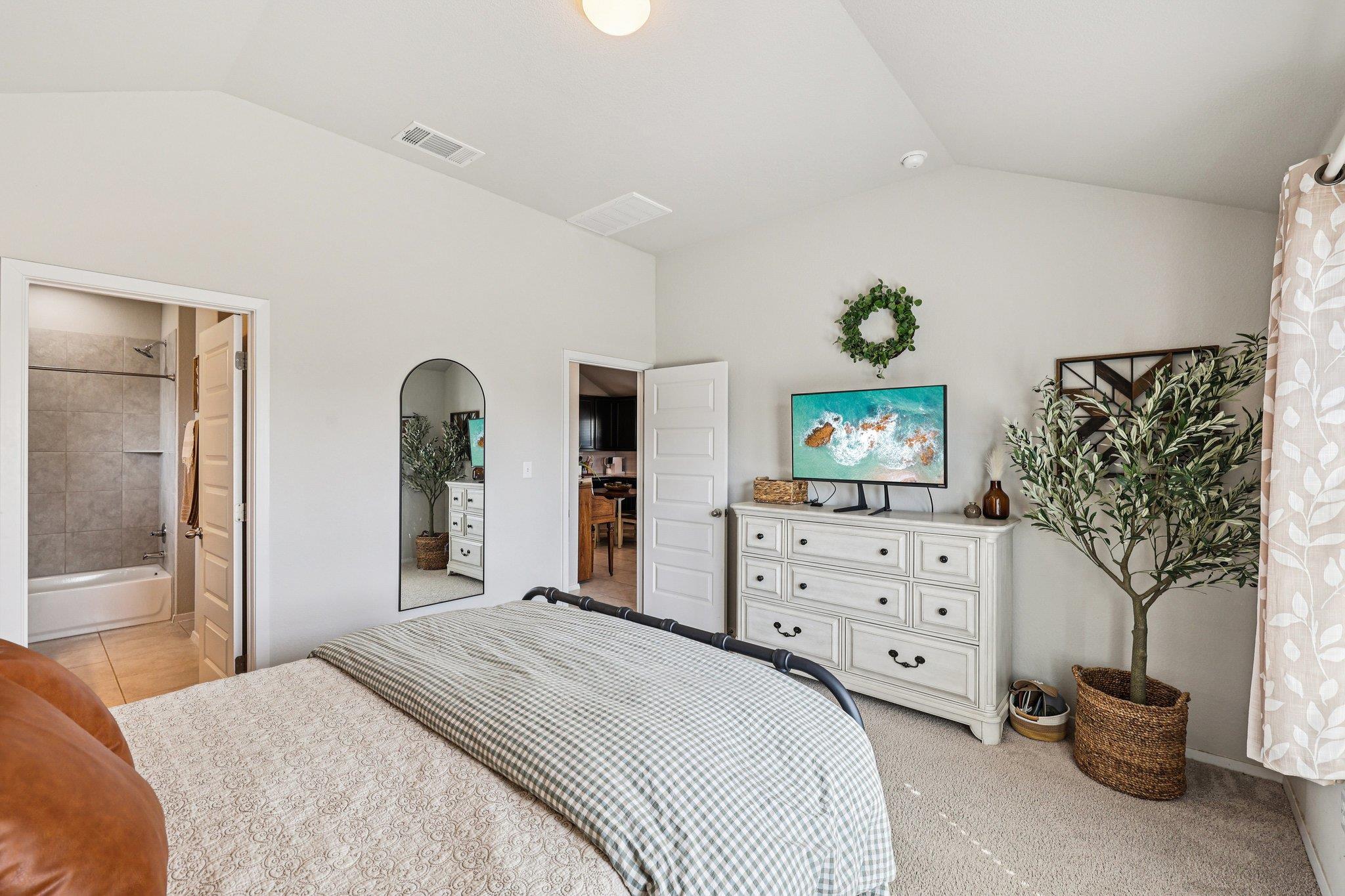 111 Insider Loop Elgin TX 78621
