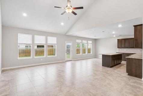 305 Painted Creek Way Kyle TX 78640