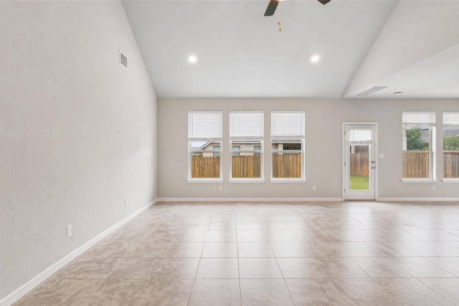 305 Painted Creek Way Kyle TX 78640