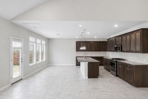 305 Painted Creek Way Kyle TX 78640