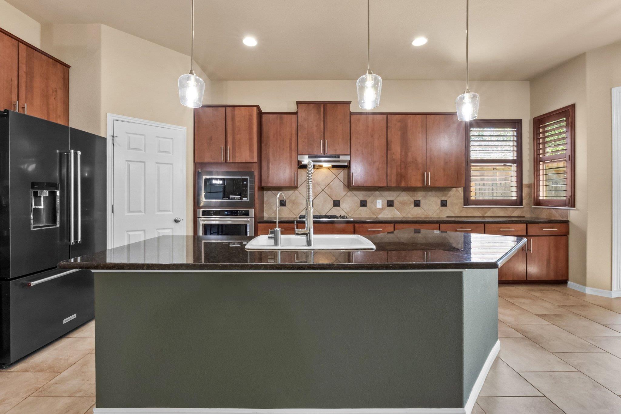 22204 Red Yucca Road Spicewood TX 78669
