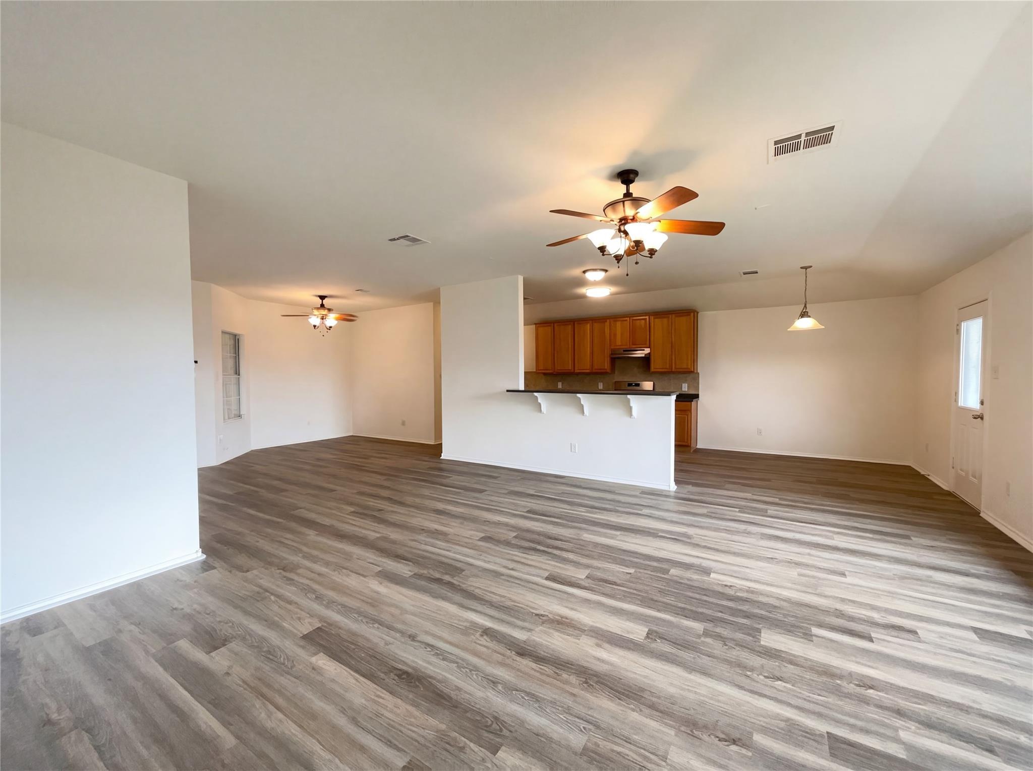 506 Gettysburg Loop Elgin TX 78621