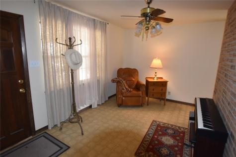687 Fm 812 Road Red Rock TX 78662