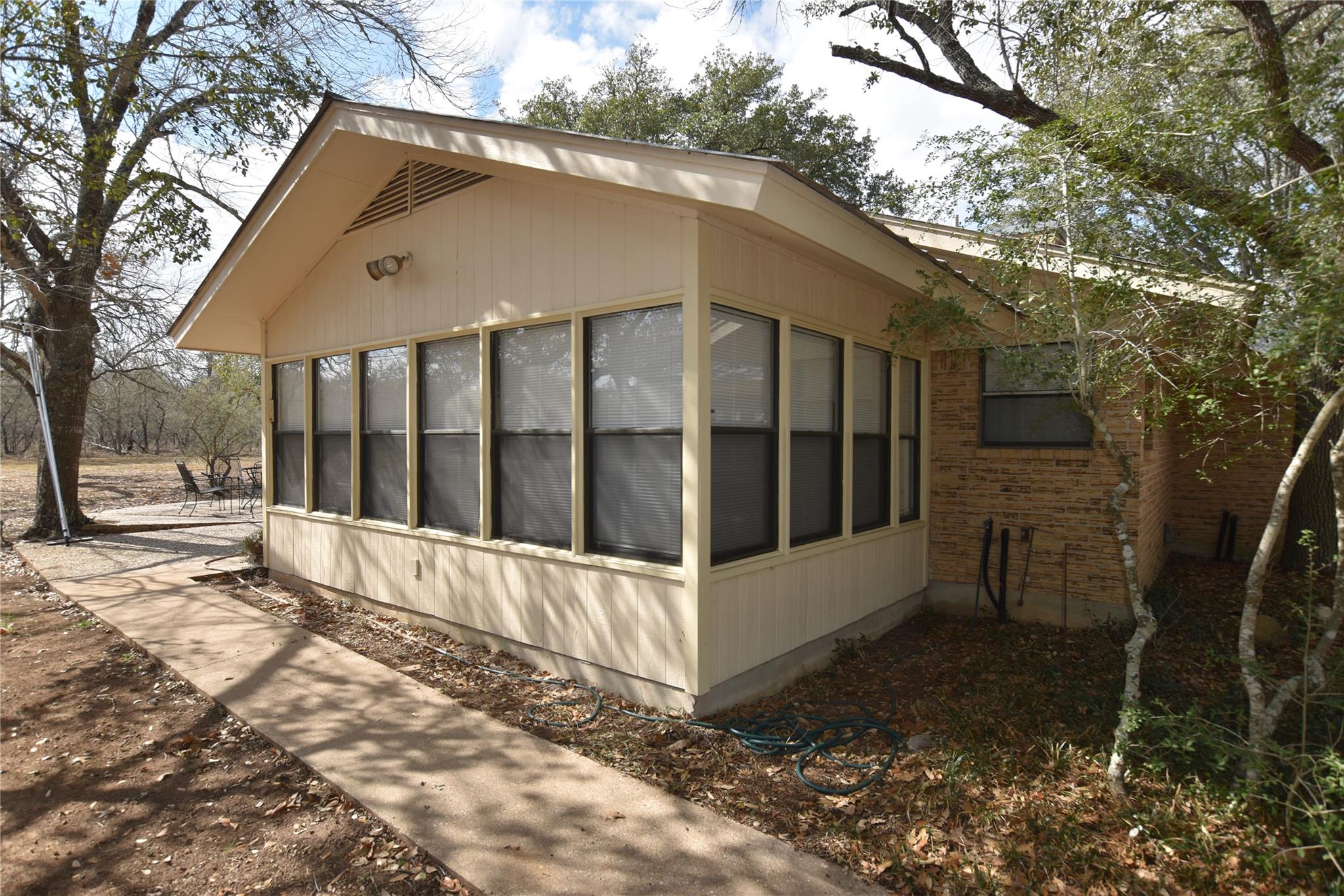 687 Fm 812 Road Red Rock TX 78662
