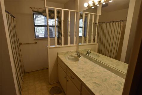 687 Fm 812 Road Red Rock TX 78662