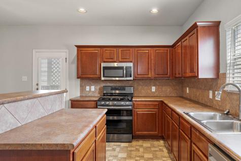513 Friendship Cove Leander TX 78641