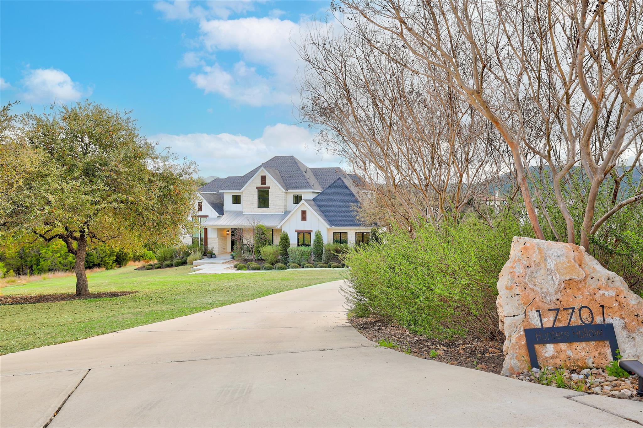 17701 Hunters Hollow Jonestown TX 78645