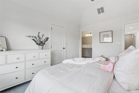 17701 Hunters Hollow Jonestown TX 78645