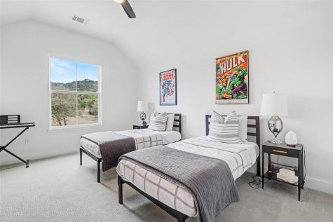 17701 Hunters Hollow Jonestown TX 78645