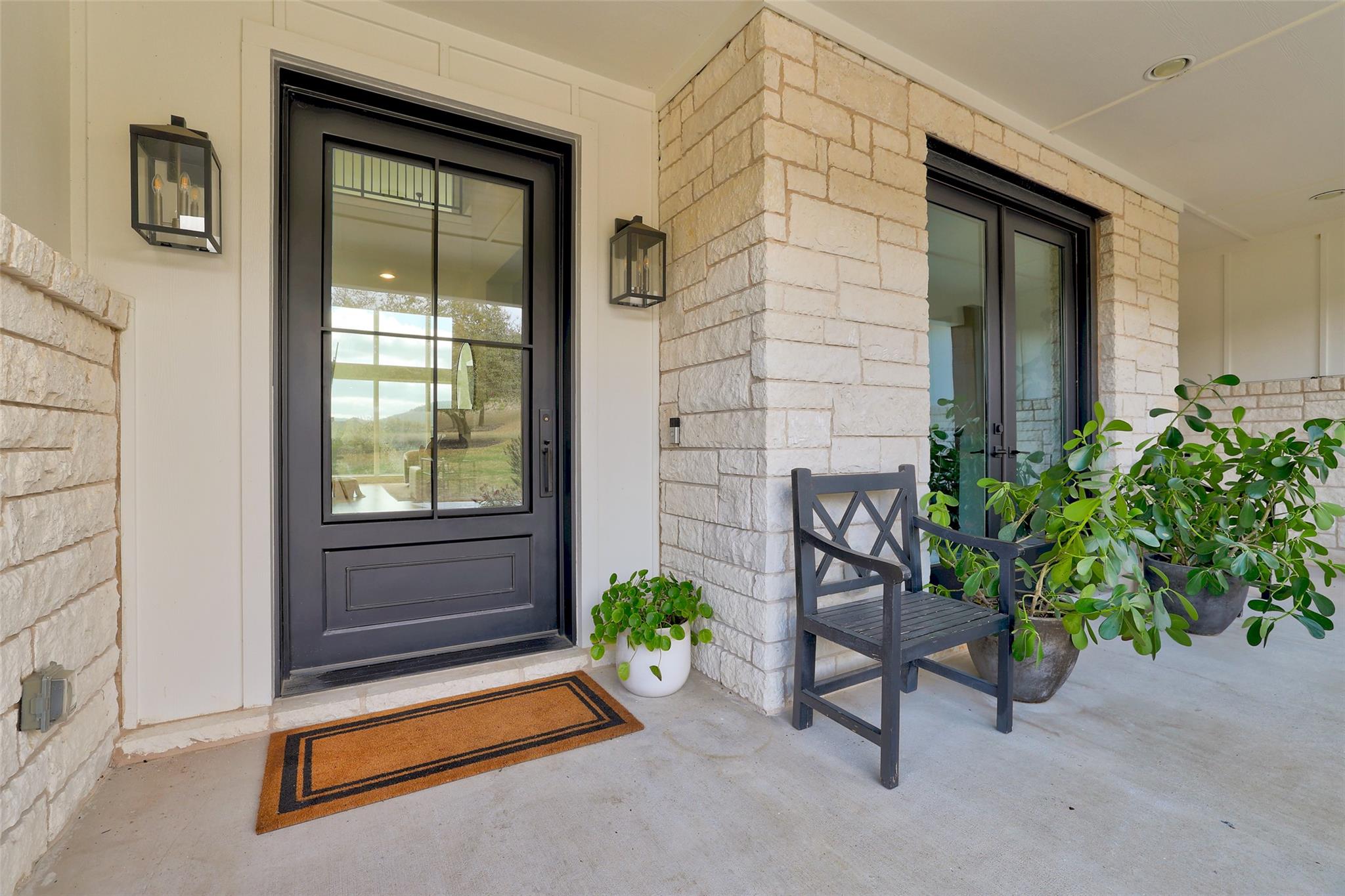 17701 Hunters Hollow Jonestown TX 78645