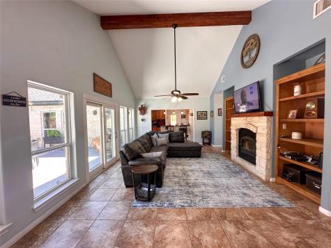 368 Woodlands Drive Bastrop TX 78602