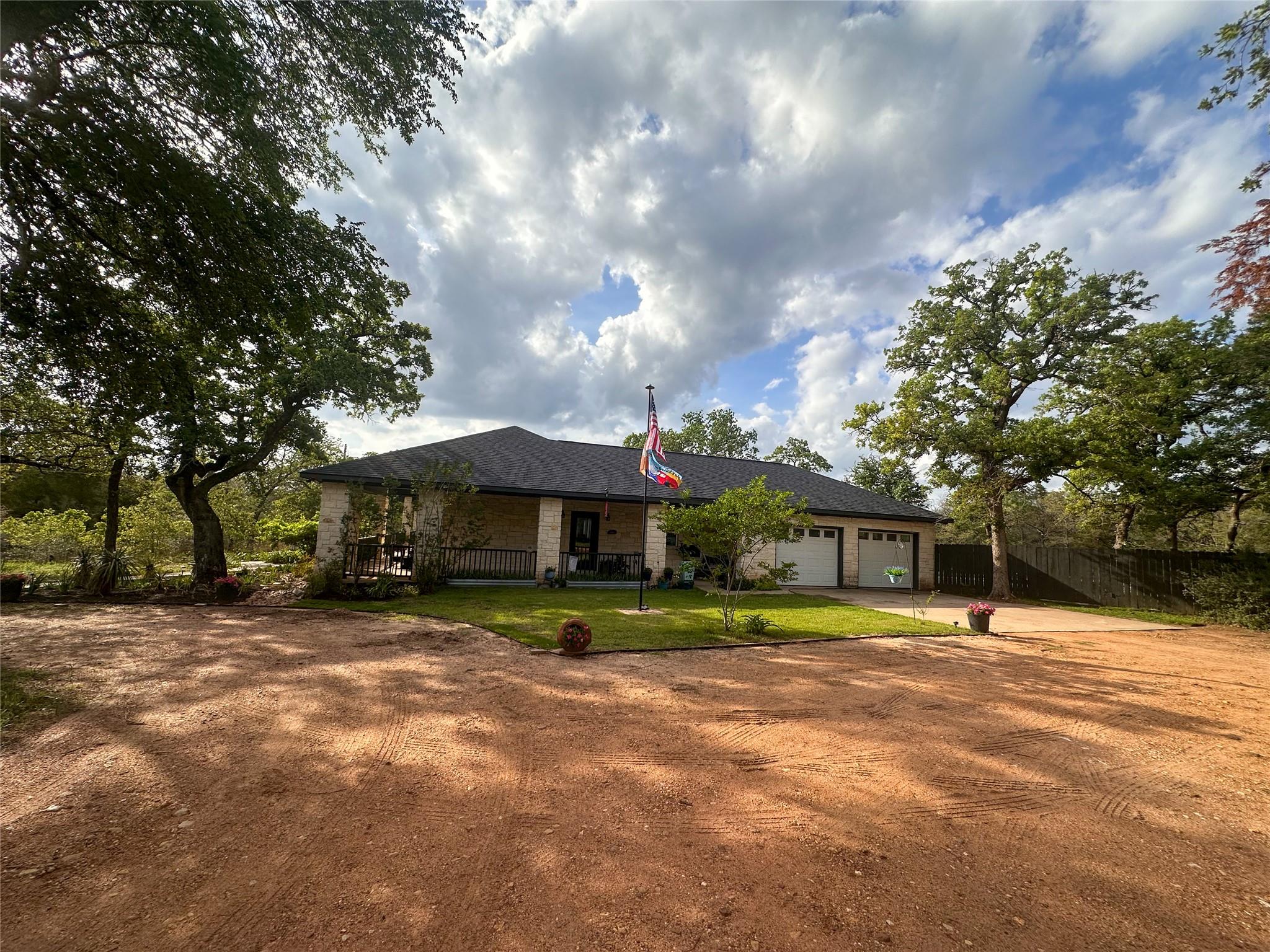 368 Woodlands Drive Bastrop TX 78602