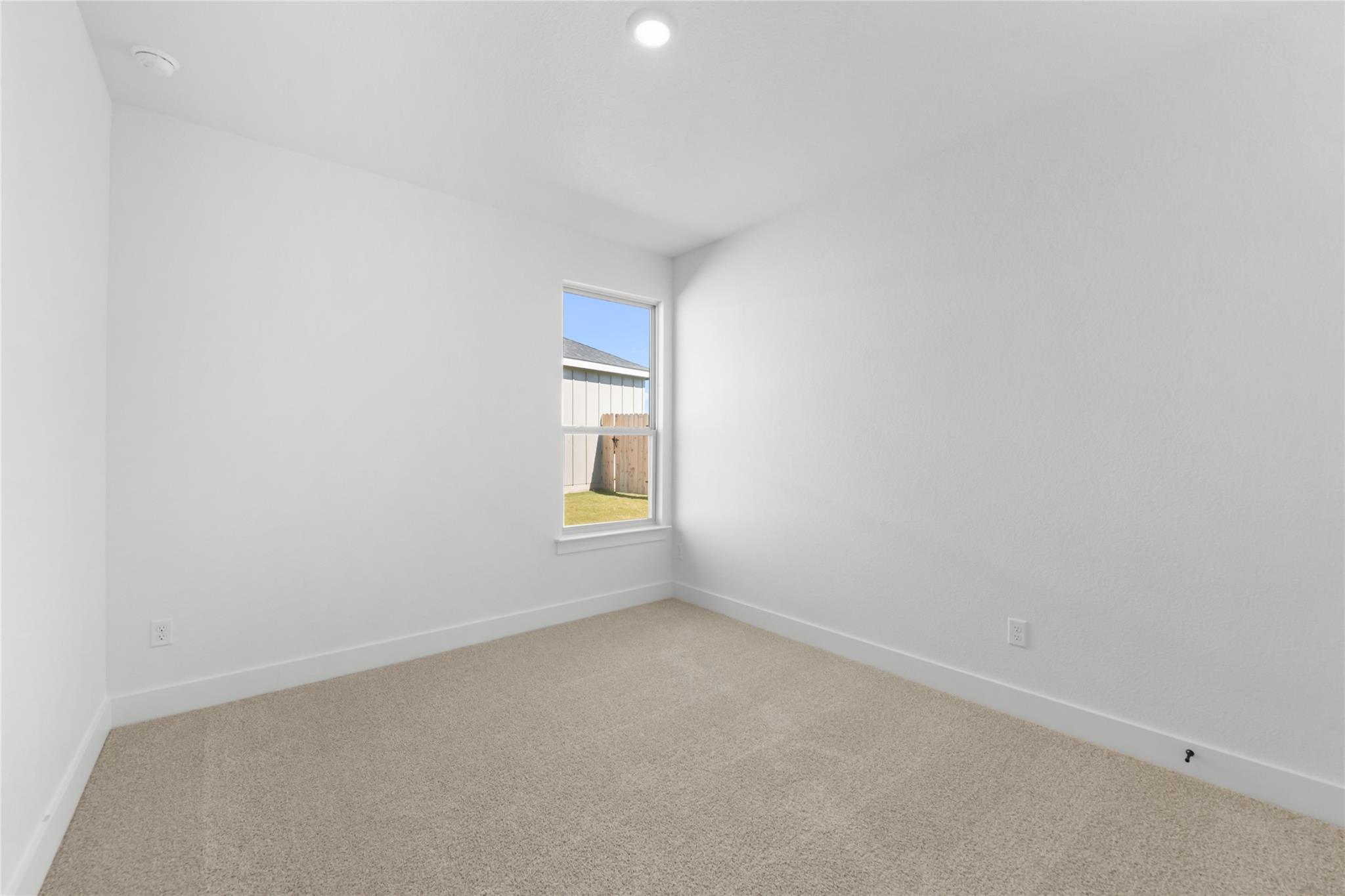 560 Gus Loop Georgetown TX 78626