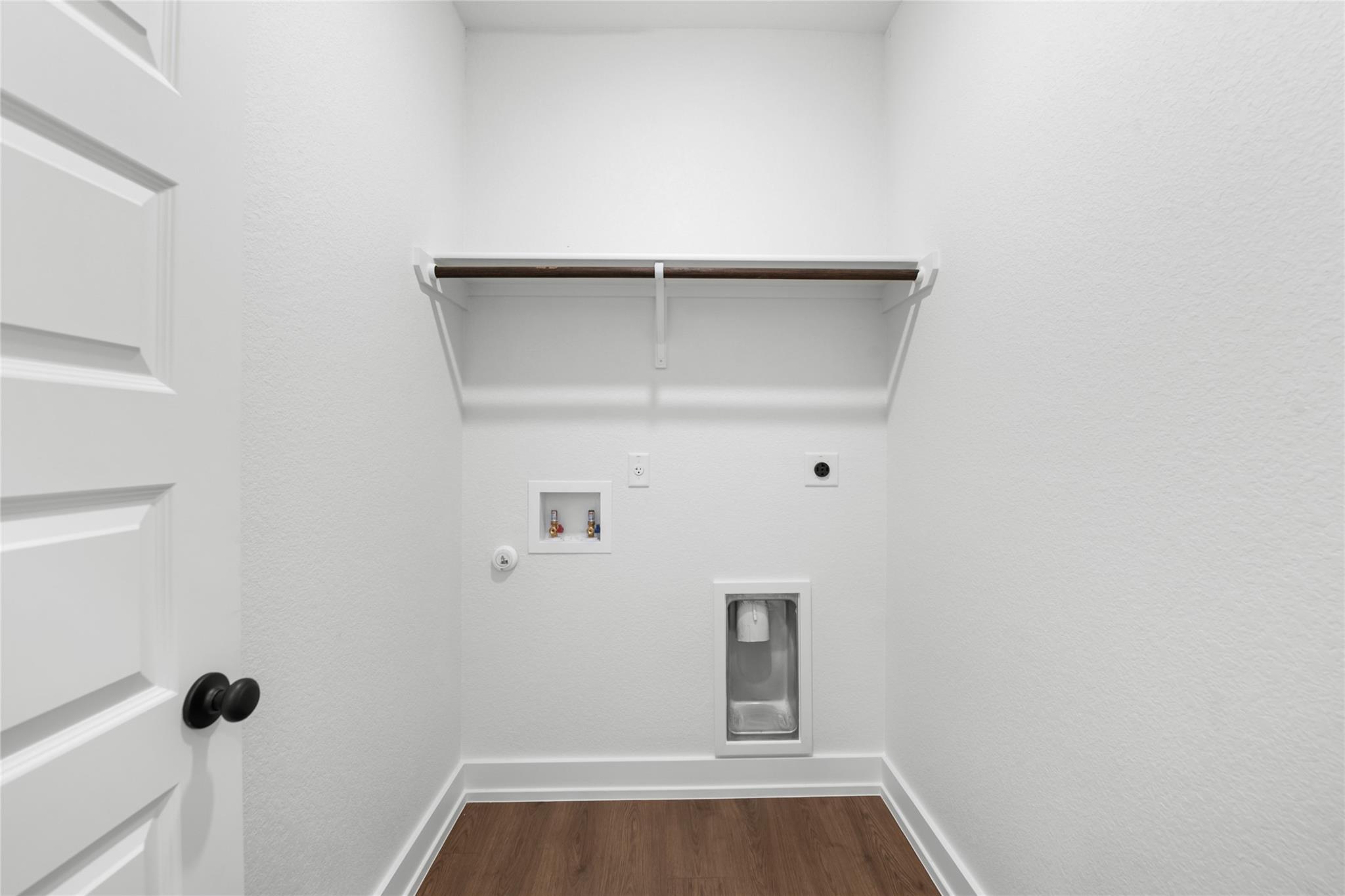 560 Gus Loop Georgetown TX 78626