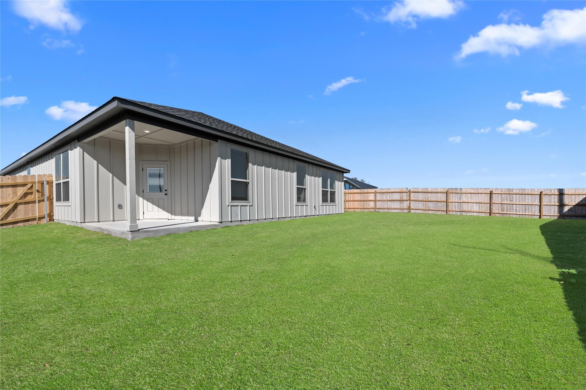 560 Gus Loop Georgetown TX 78626
