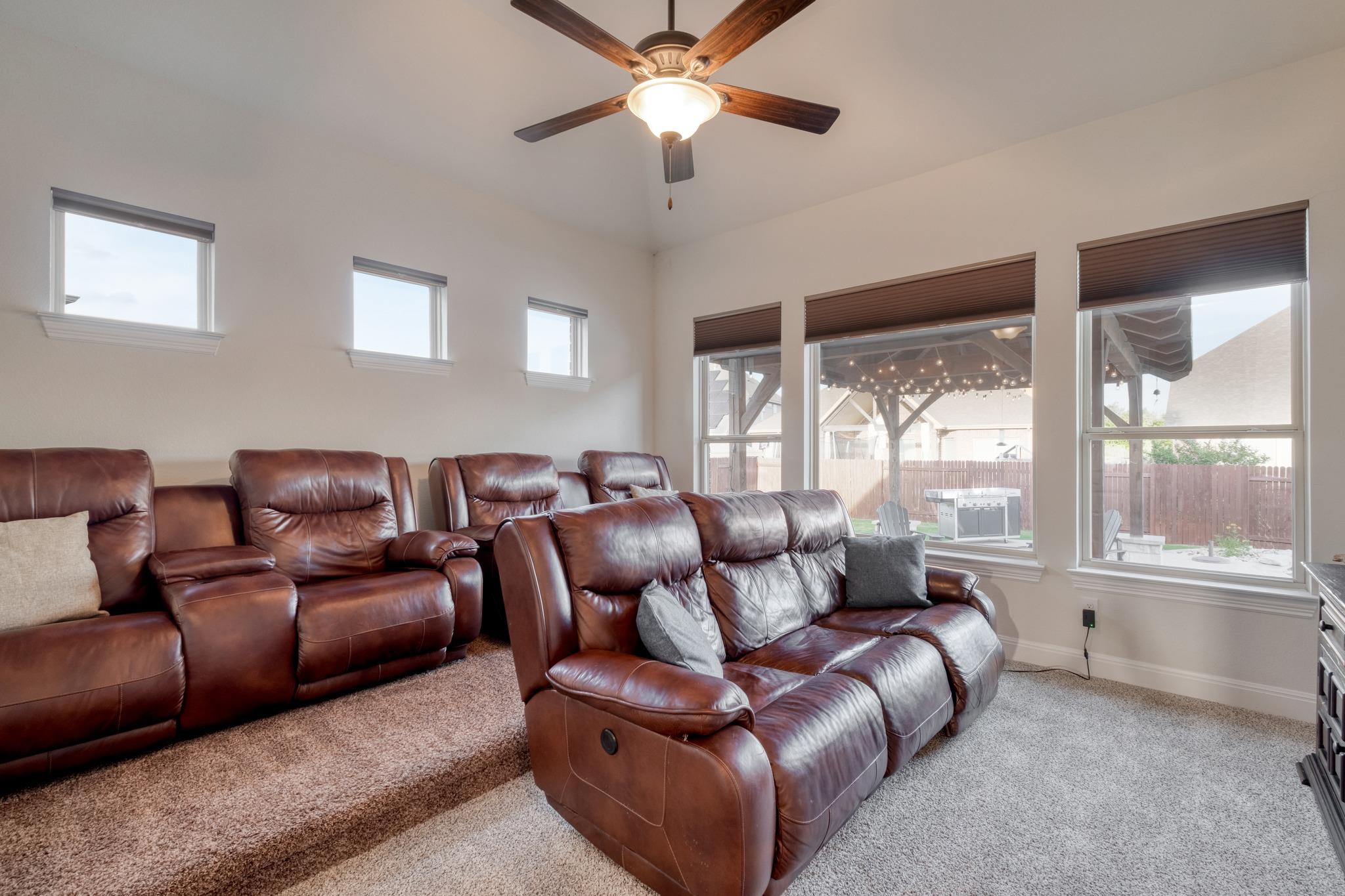 3613 Del Payne Lane Pflugerville TX 78660
