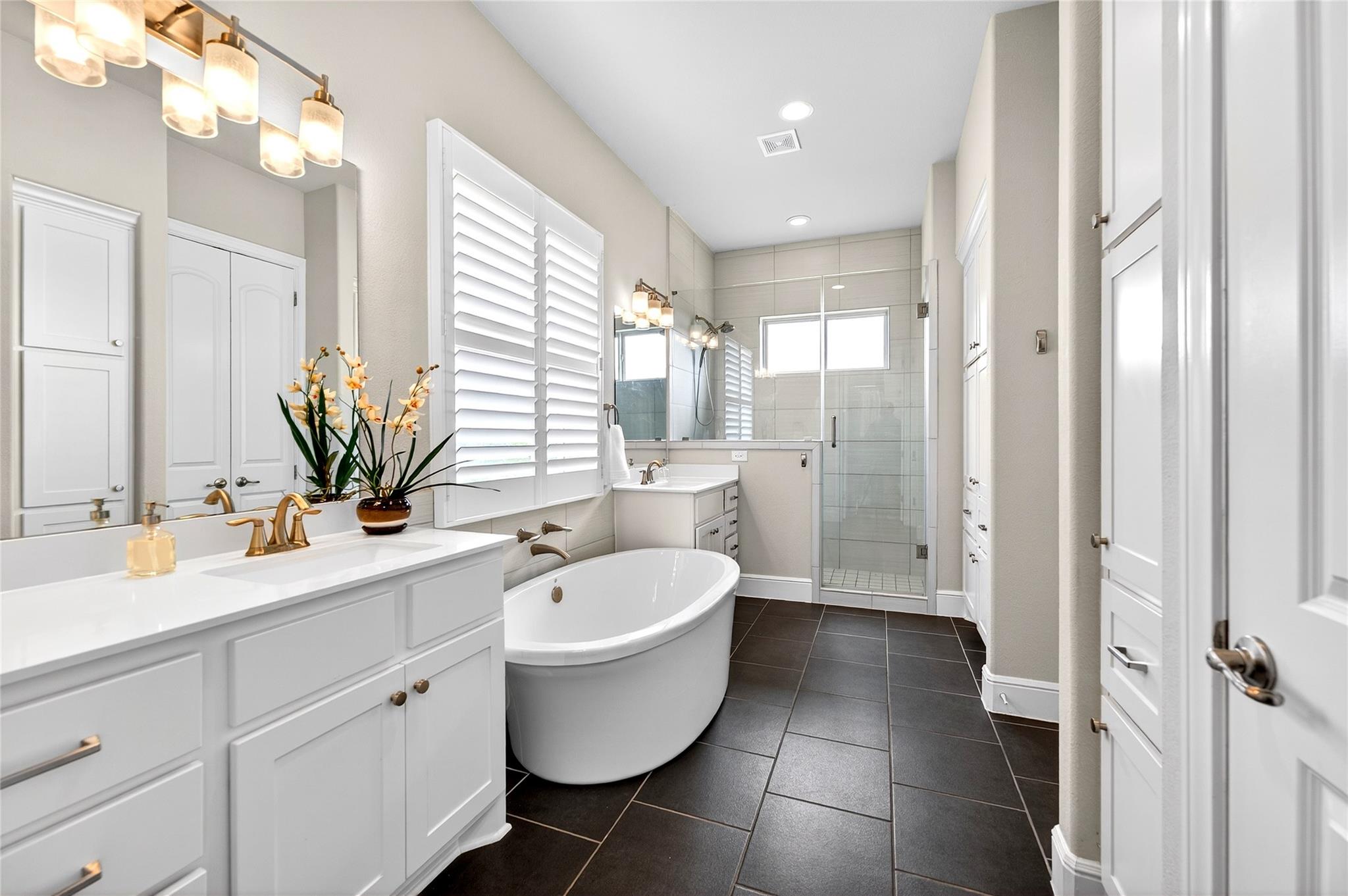 907 Valley View Drive Leander TX 78641