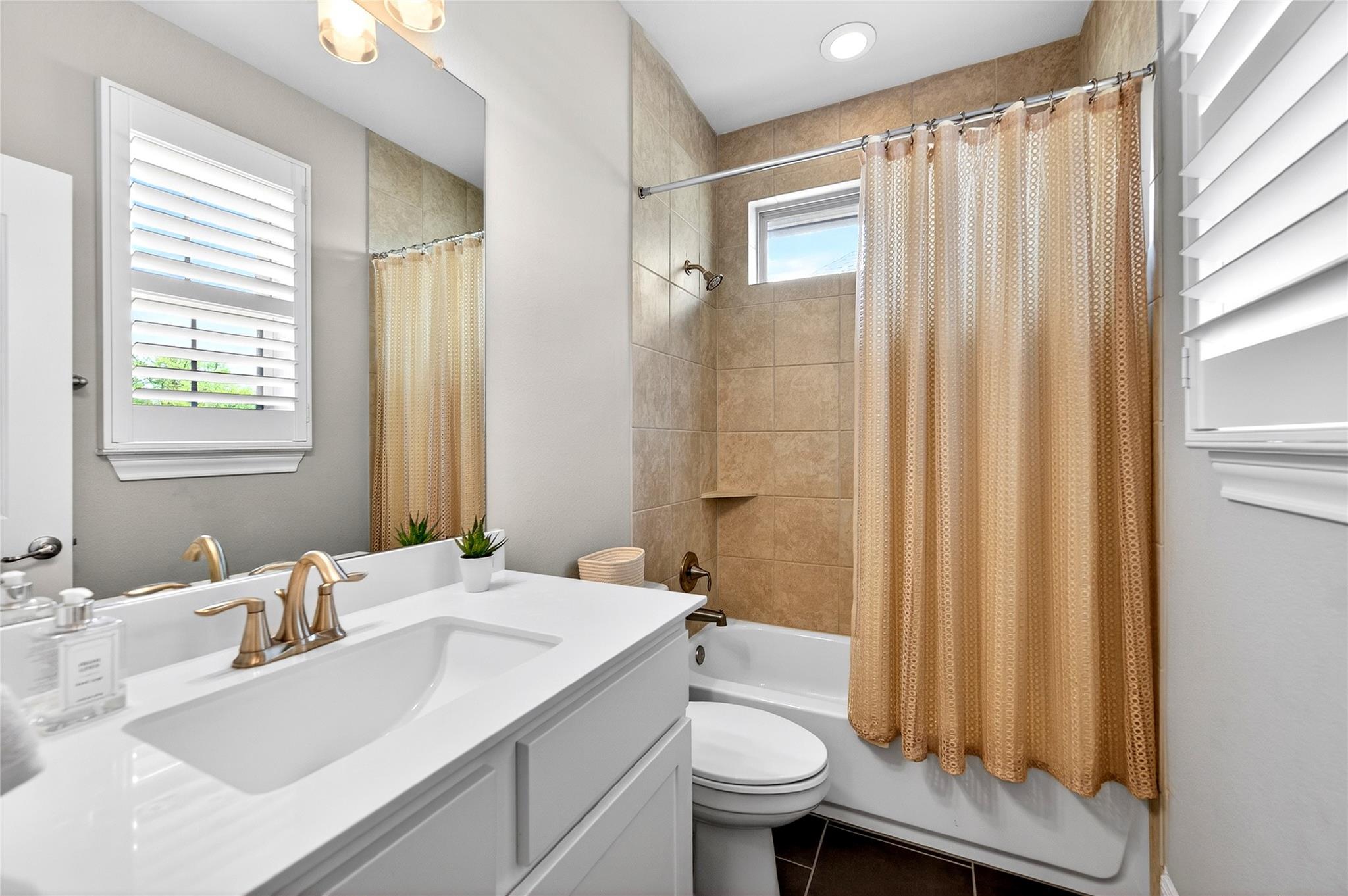 907 Valley View Drive Leander TX 78641