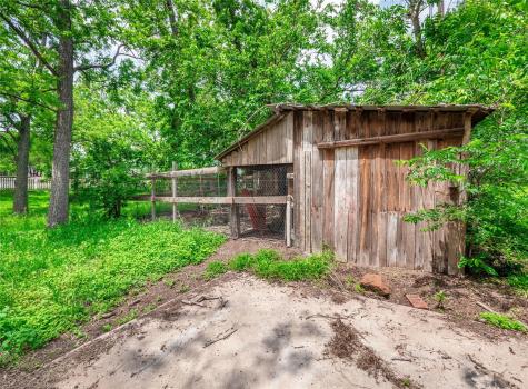 262 W Richmond Street Giddings TX 78942