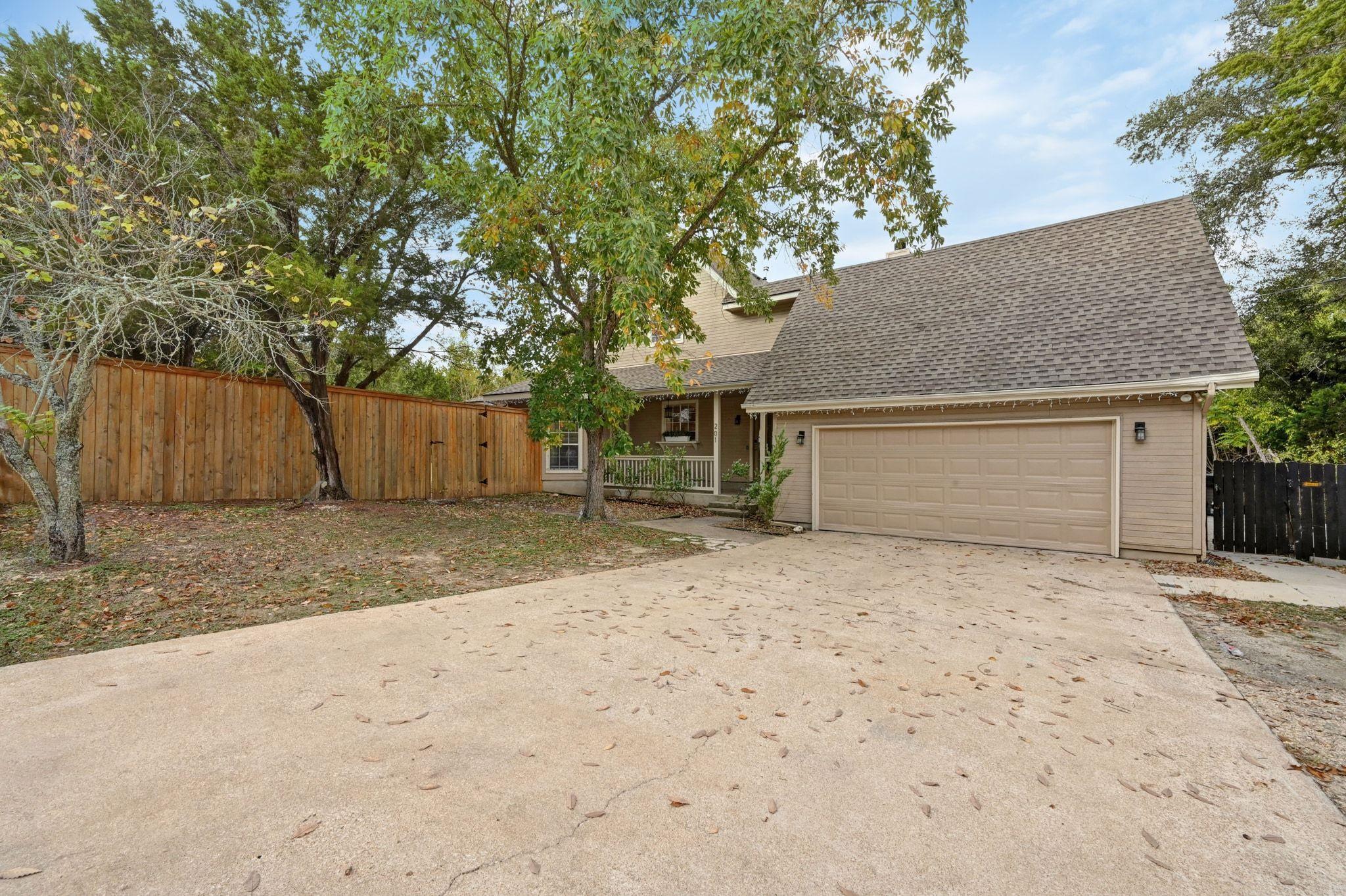 201 Comanche Camp Kyle TX 78640