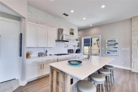 18612 Flying J Boulevard Spicewood TX 78669