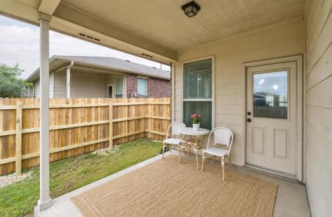 176 Willow Leaf Lane Buda TX 78610