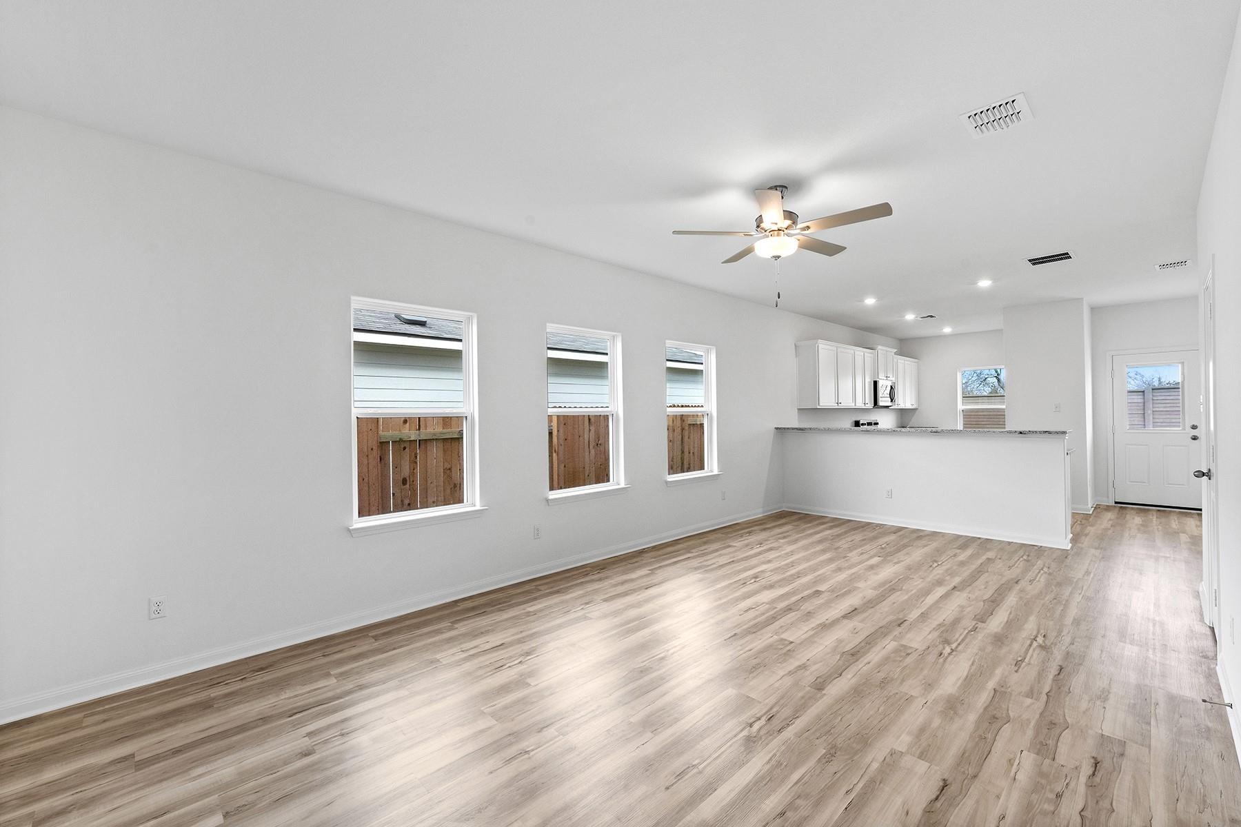 14709 Eagles Claw Way Elgin TX 78621