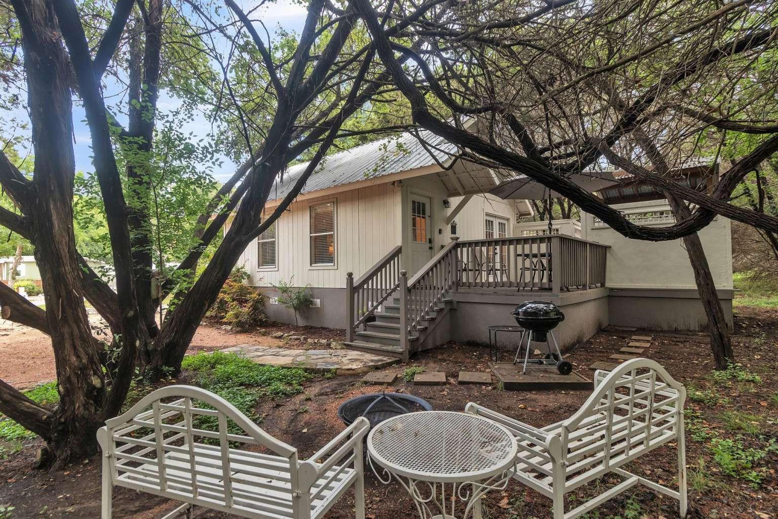 104 Scudder Lane Wimberley TX 78676