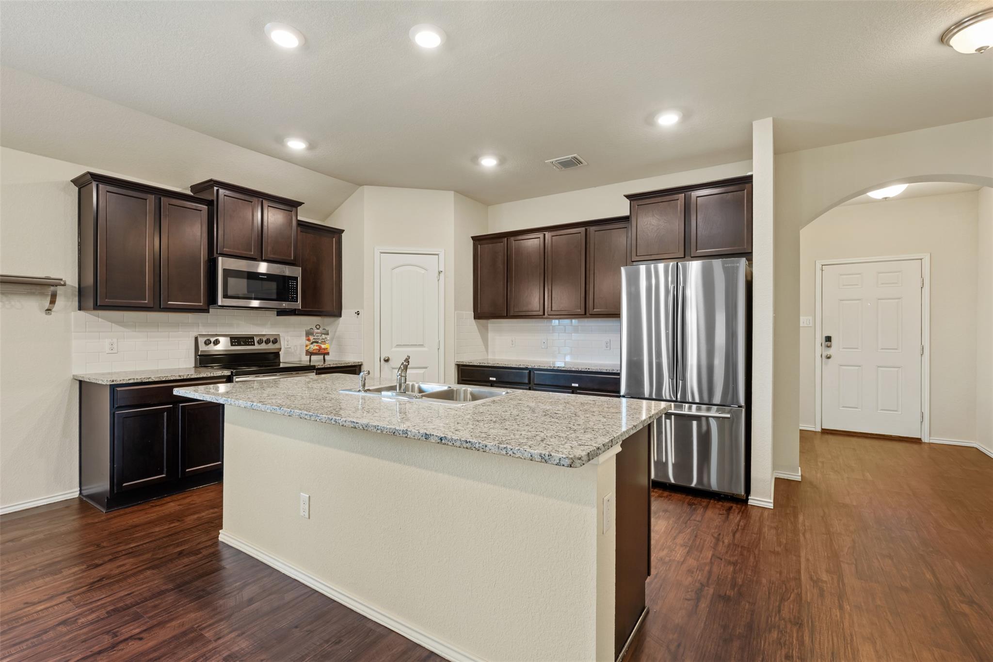 152 Beth Ann Loop Taylor TX 76574