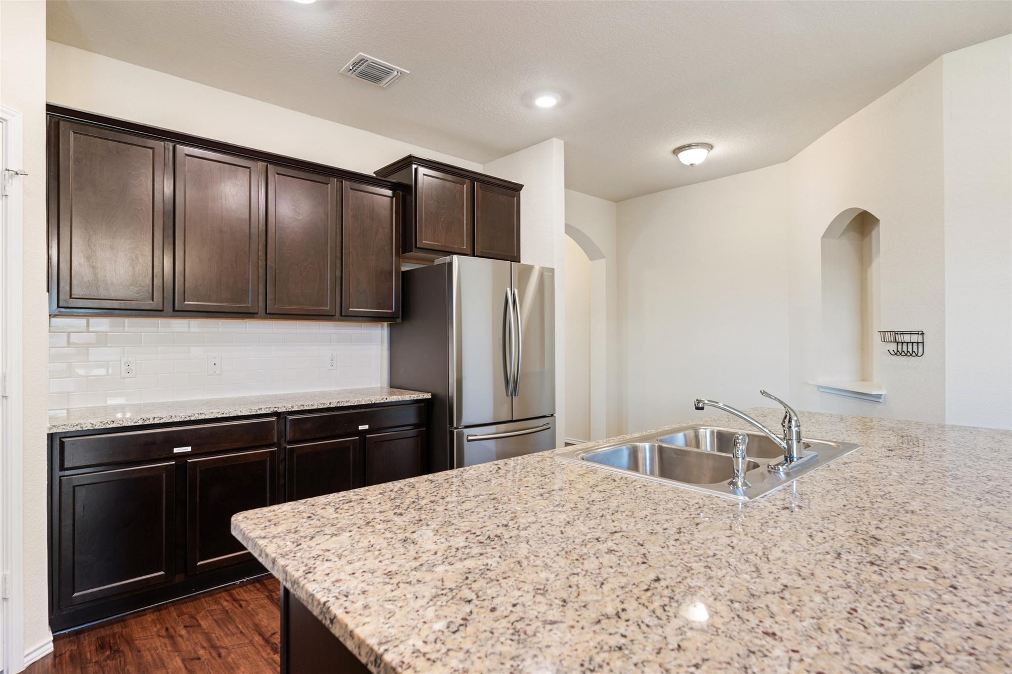 152 Beth Ann Loop Taylor TX 76574