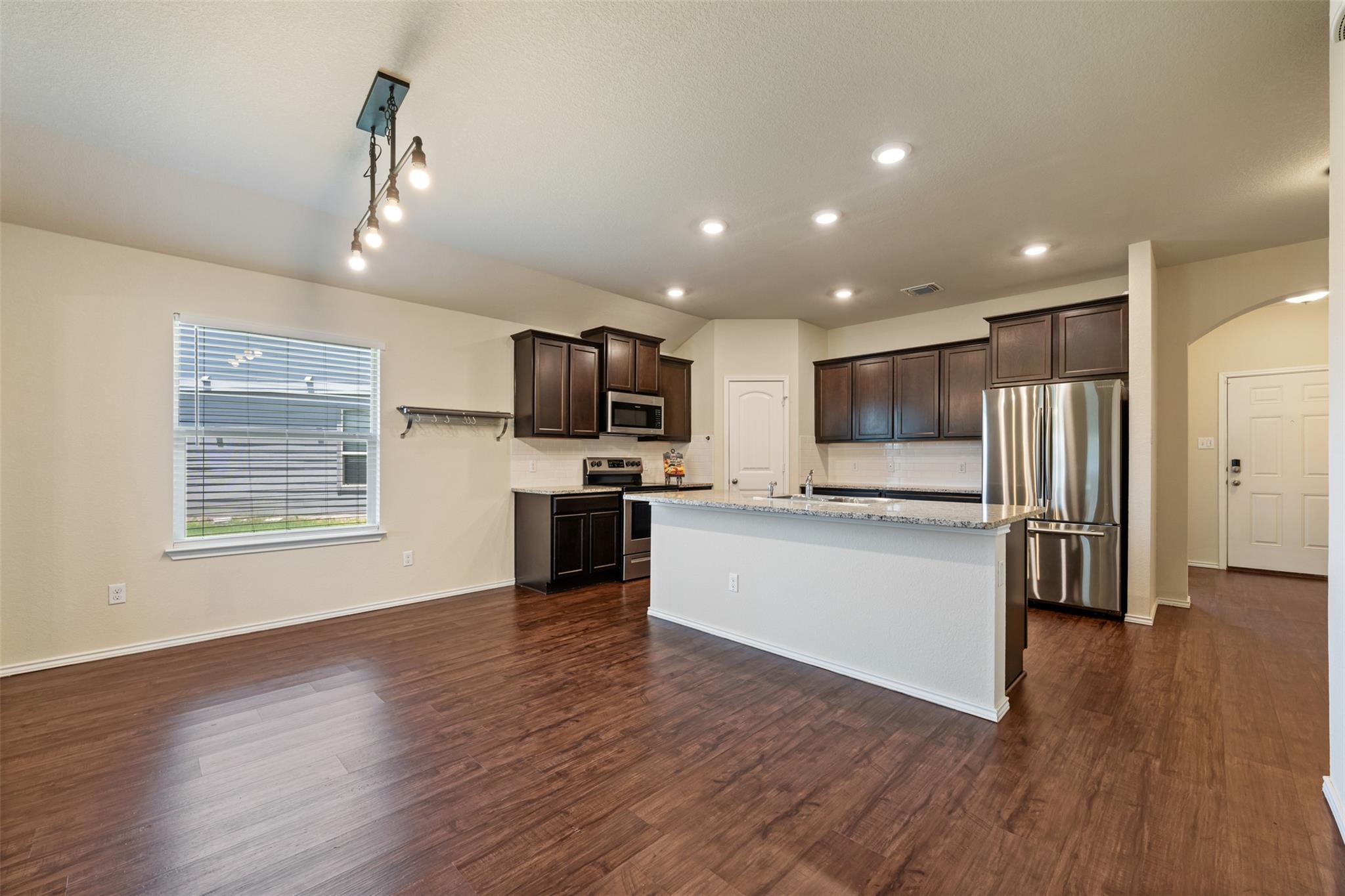 152 Beth Ann Loop Taylor TX 76574