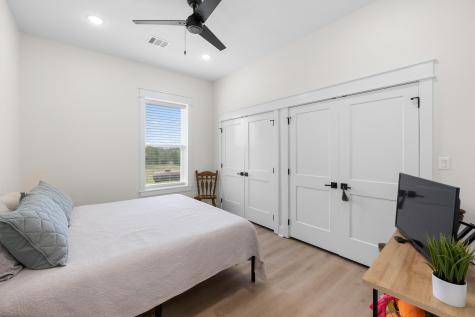 1371 Private Road 2051 Giddings TX 78942