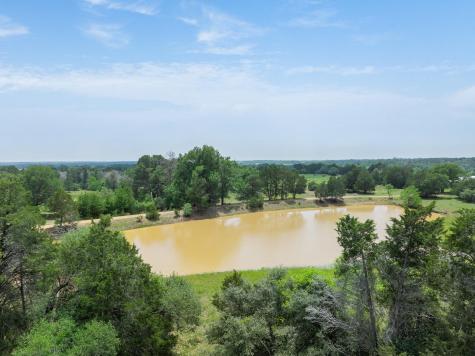 1371 Private Road 2051 Giddings TX 78942