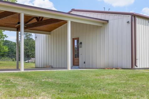 1371 Private Road 2051 Giddings TX 78942