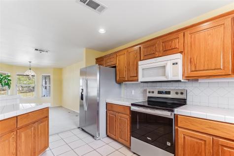 670 County Road 100 Burnet TX 78611