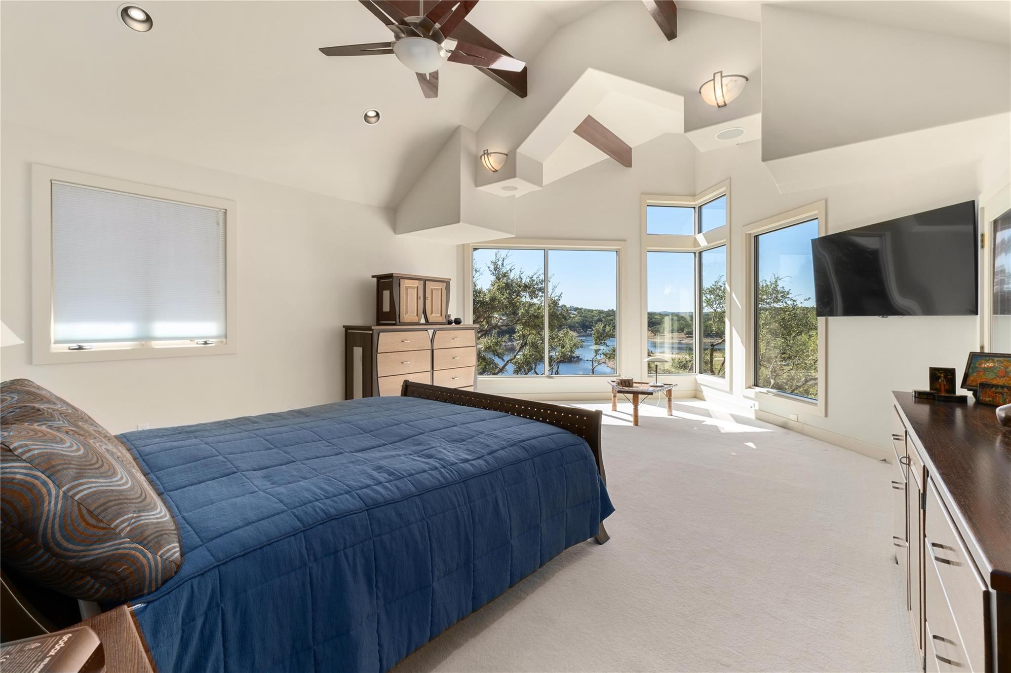 19905 Angel Bay Drive Spicewood TX 78669