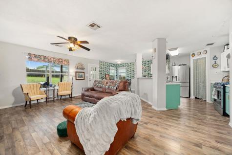 137 Sawgrass Circle Kyle TX 78640