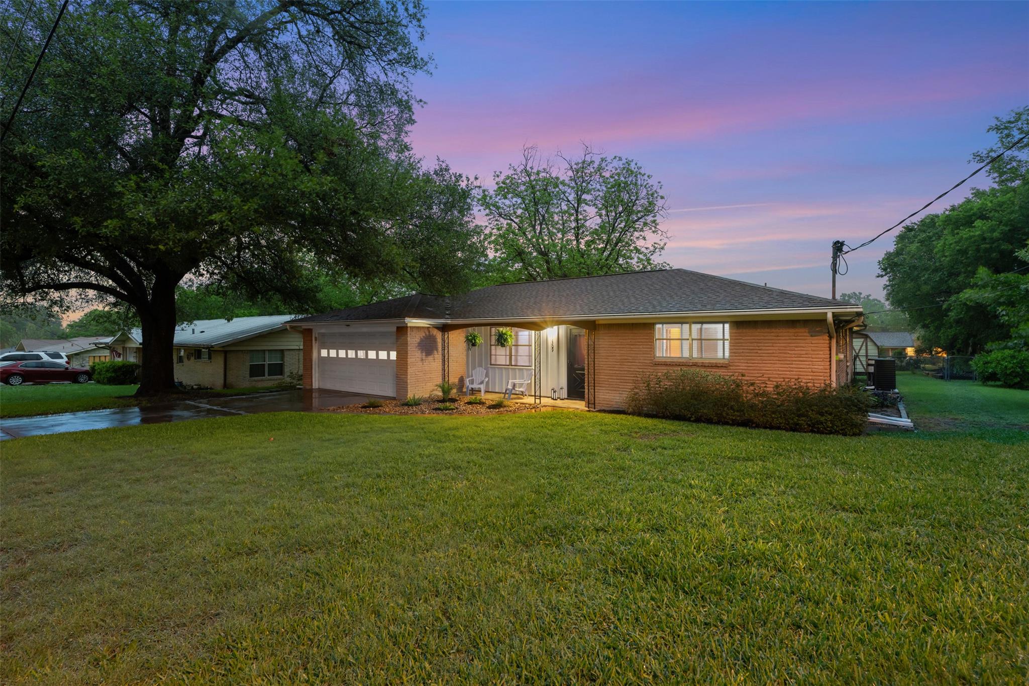 11309 Hilltop Street Austin TX 78753