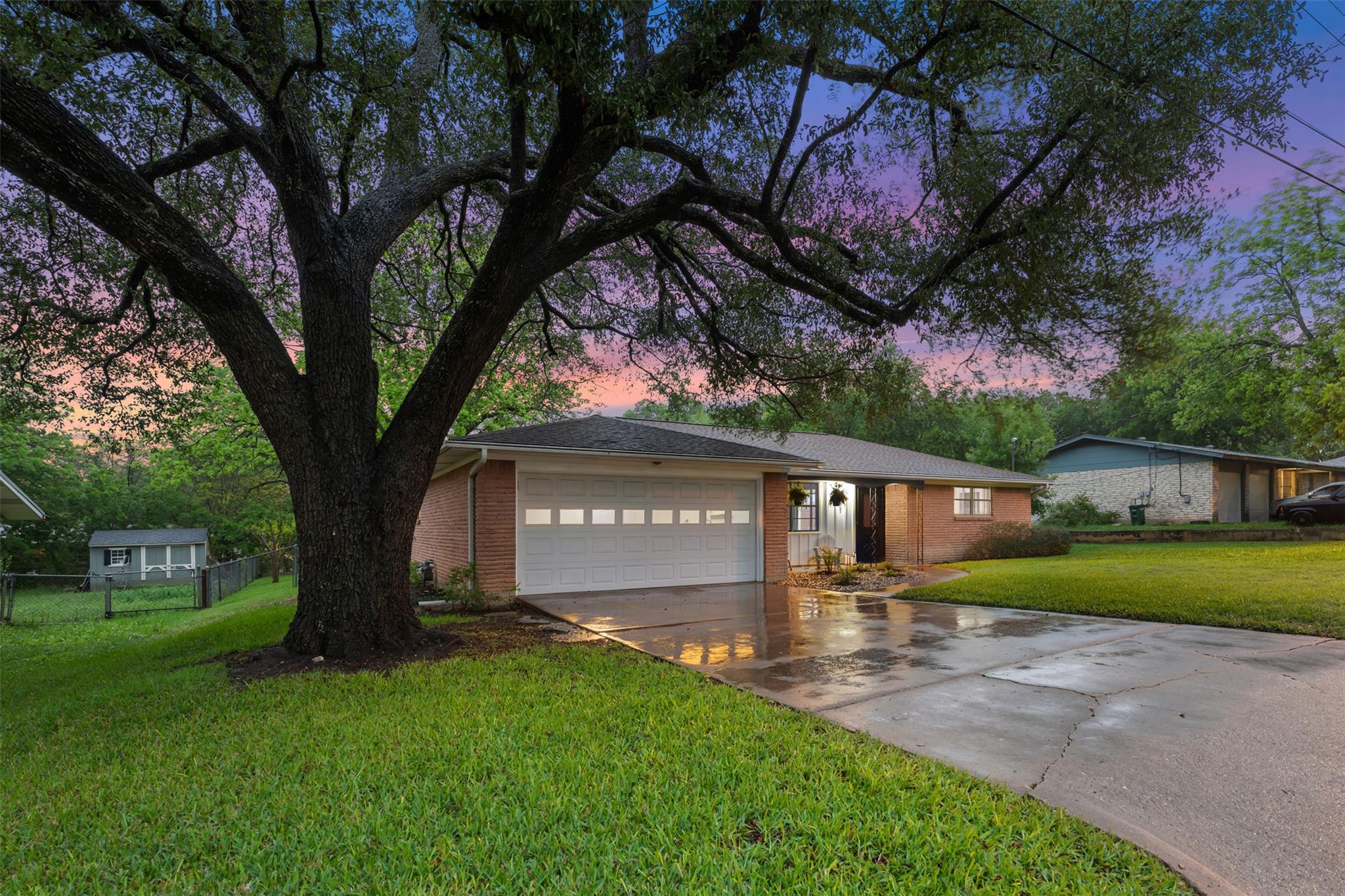 11309 Hilltop Street Austin TX 78753