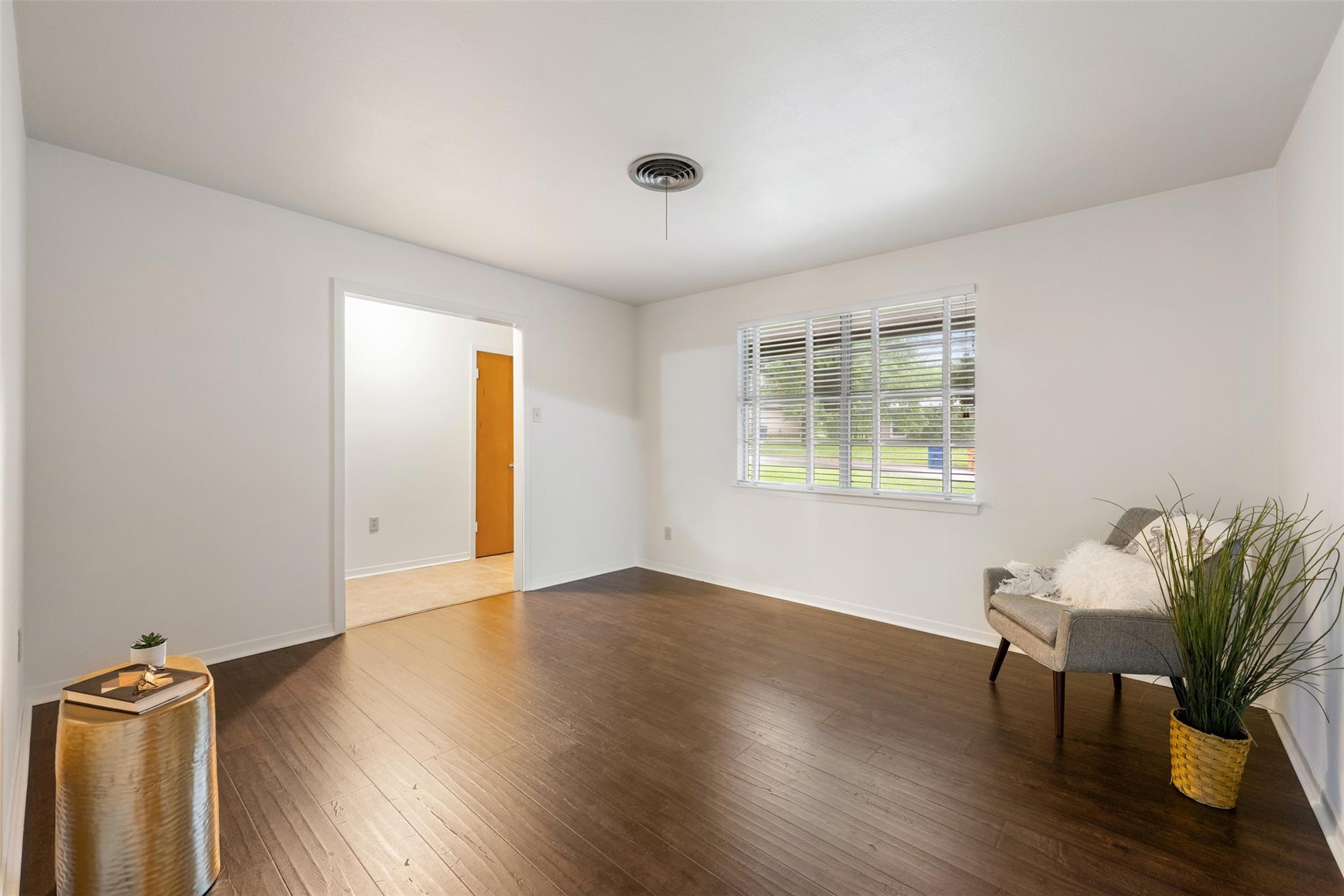 11309 Hilltop Street Austin TX 78753