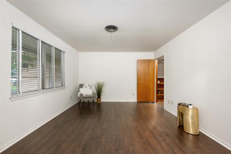 11309 Hilltop Street Austin TX 78753