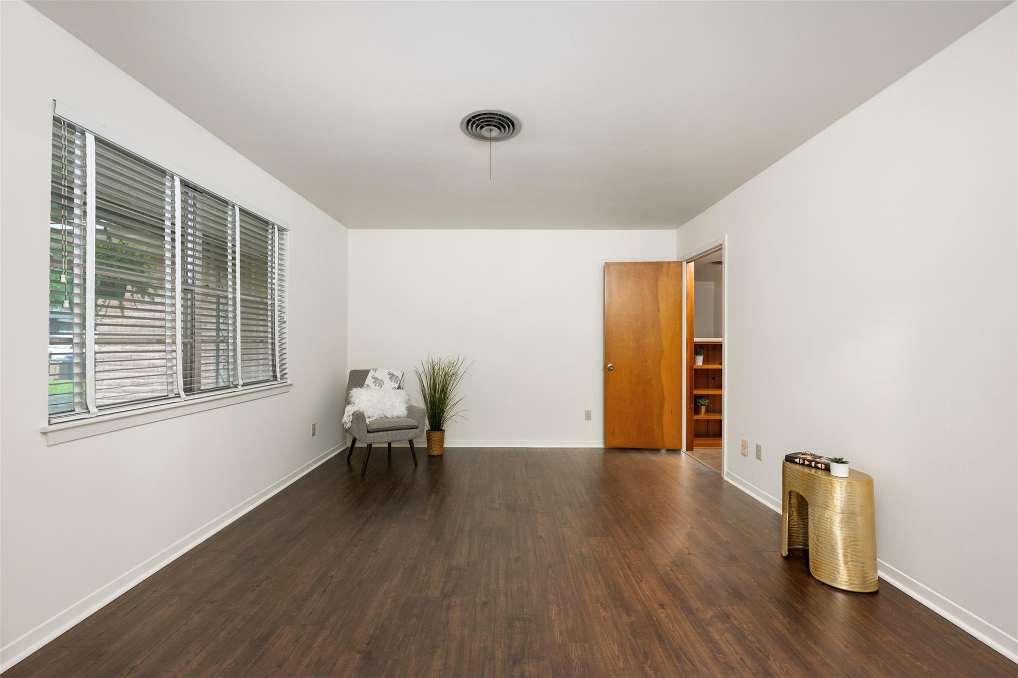 11309 Hilltop Street Austin TX 78753