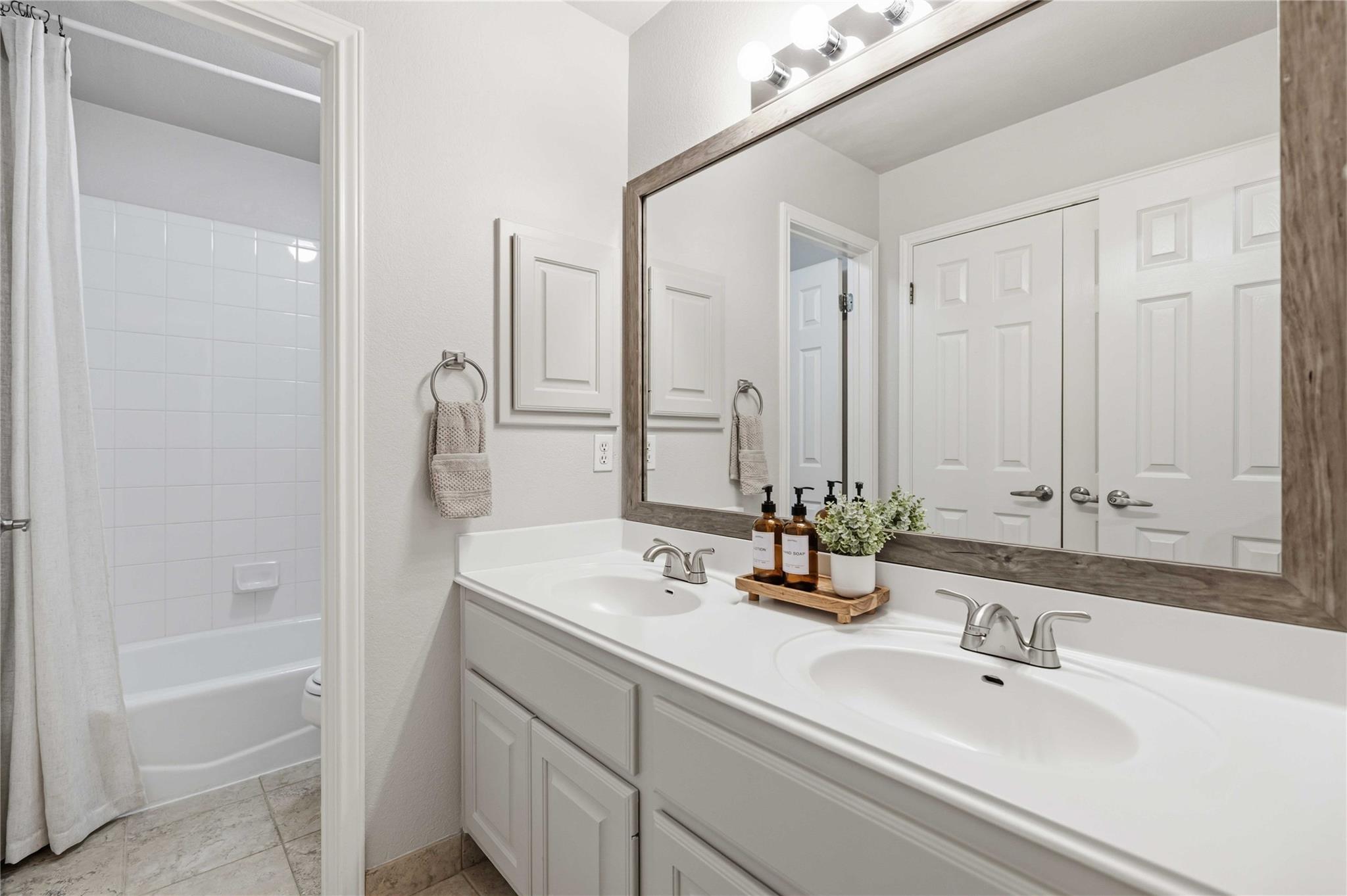 9308 Slate Creek Trail Austin TX 78717