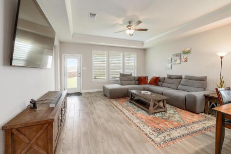 529 Compania Cove Liberty Hill TX 78642