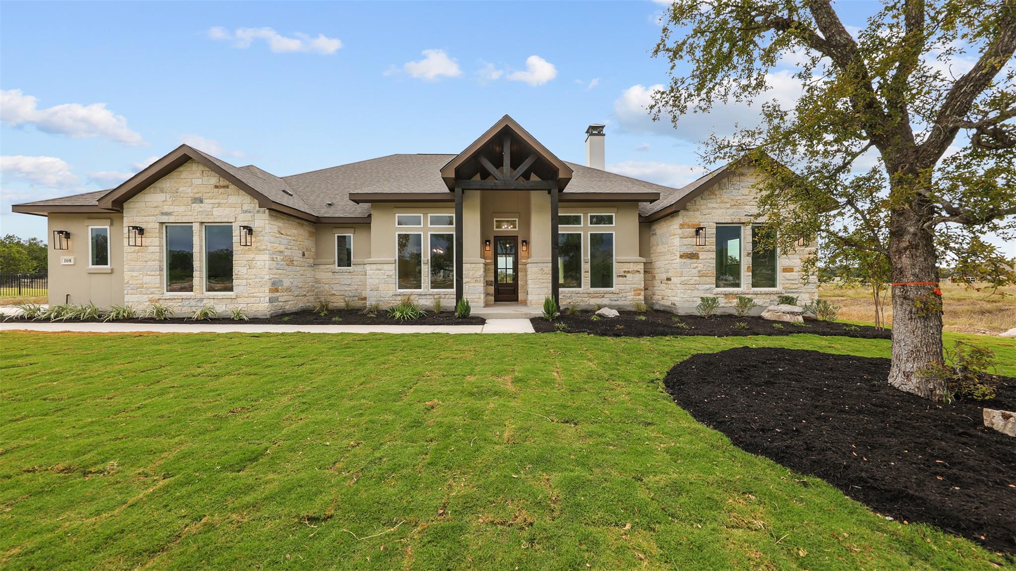 108 Tranquility Trail Spicewood TX 78669