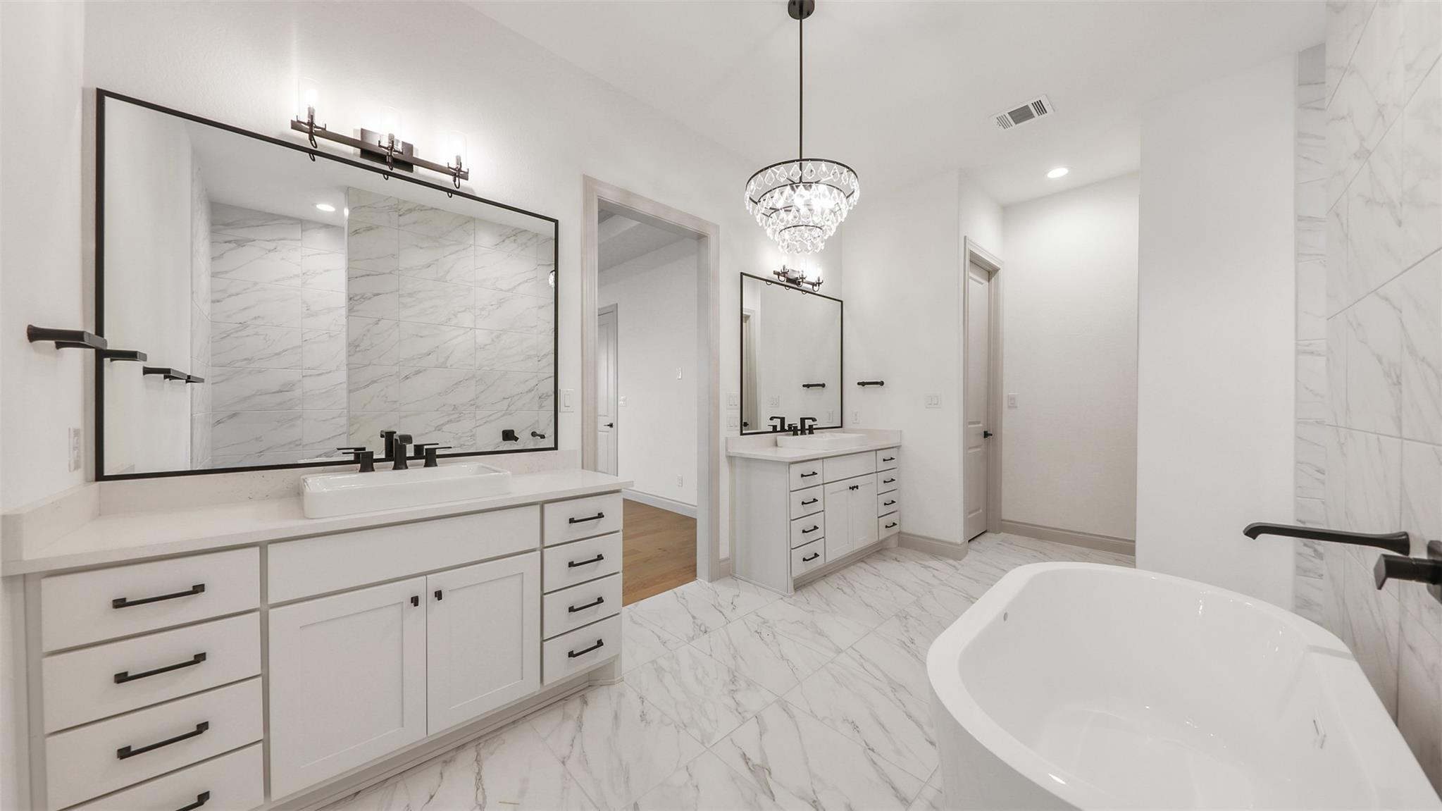 108 Tranquility Trail Spicewood TX 78669