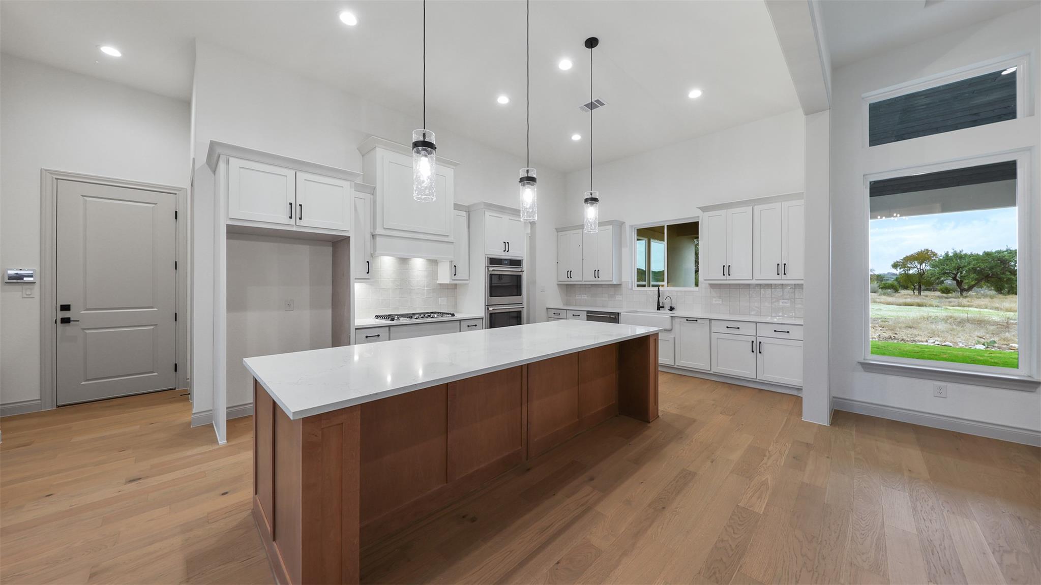 108 Tranquility Trail Spicewood TX 78669