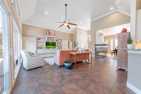 9201 Silver Pine Cove Austin TX 78733